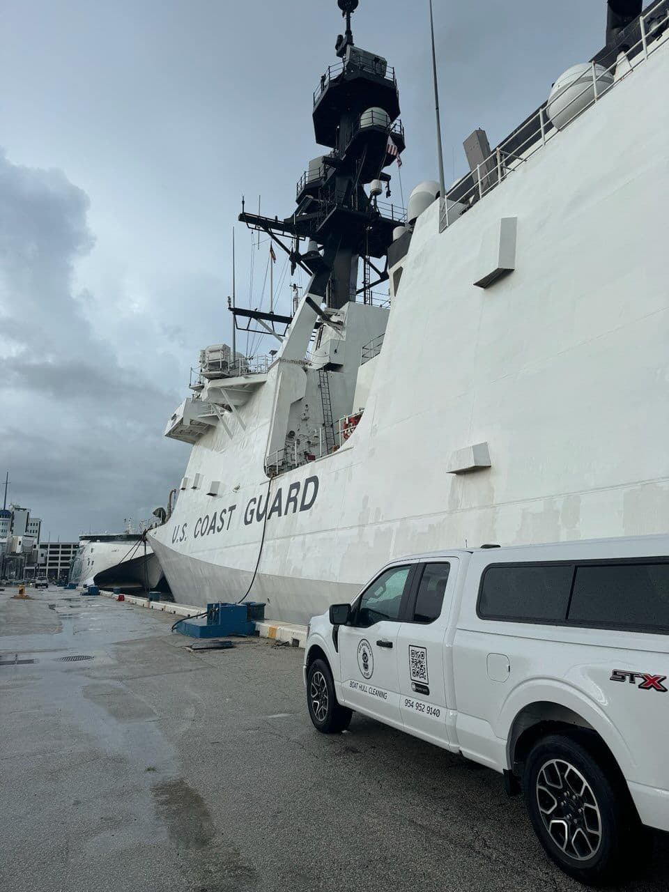 Gallery photos for Barnacle King Revitalizes Coast Guard Ships in Miami: Image #1