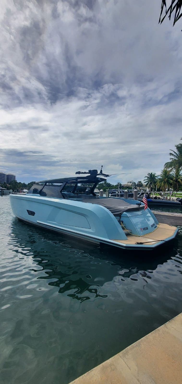 Barnacle King's Expert Yacht Bottom Cleaning image