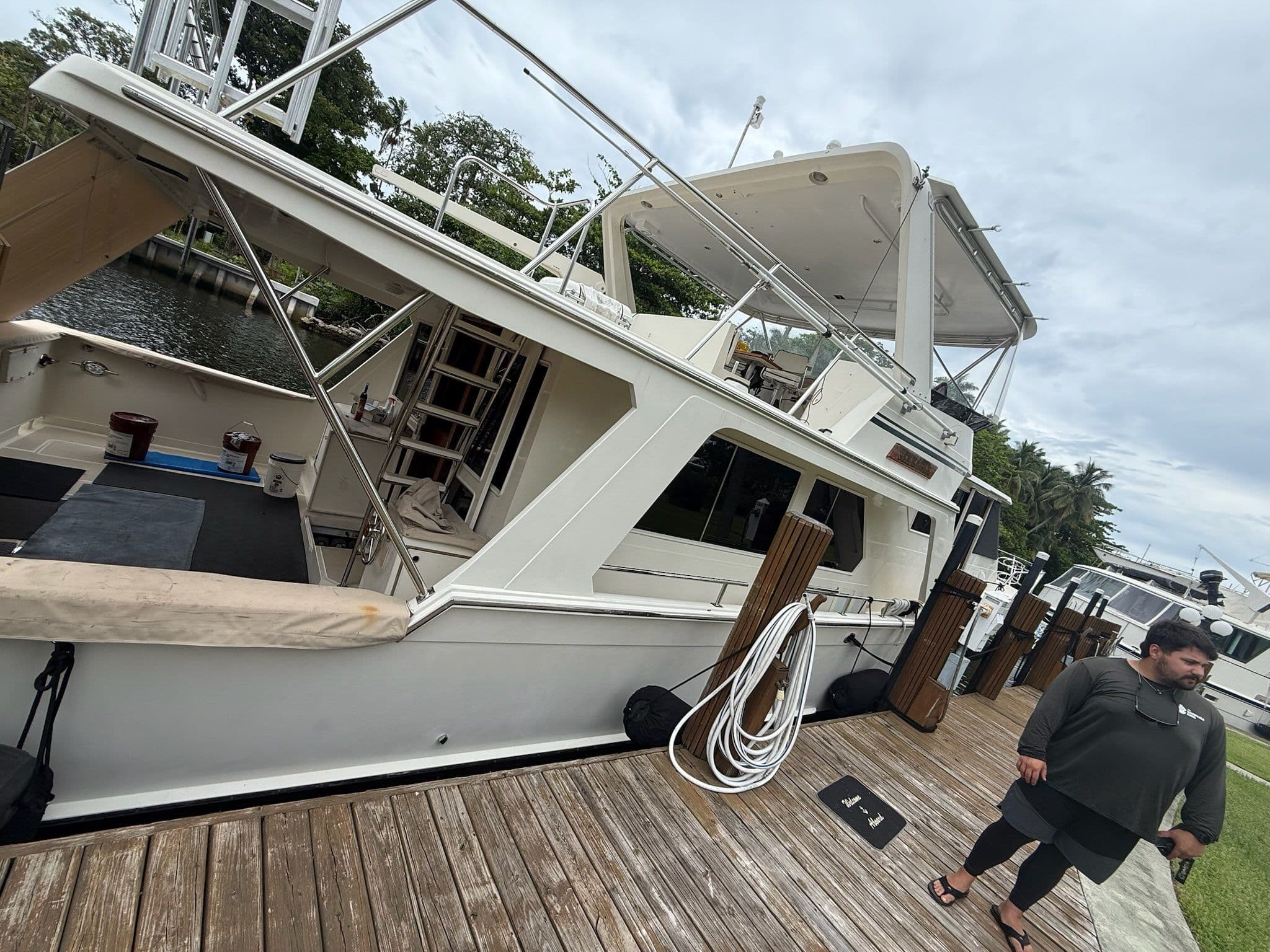 Project Expert Dock and Hull Services for Yachts image