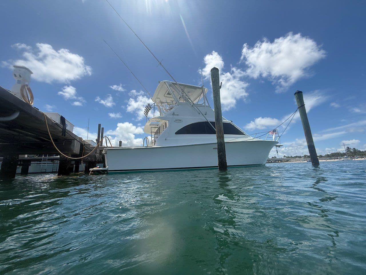 Gallery photos for Expert Hull Cleaning Transforms Sportfish Boat: Image #2