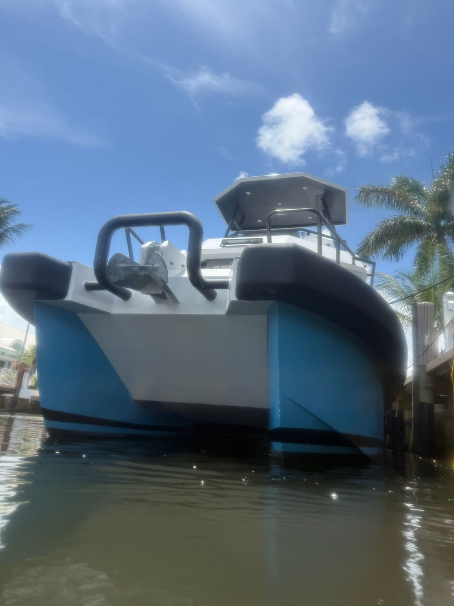 Hull and Boat Lift Cleaning for Enhanced Performance image